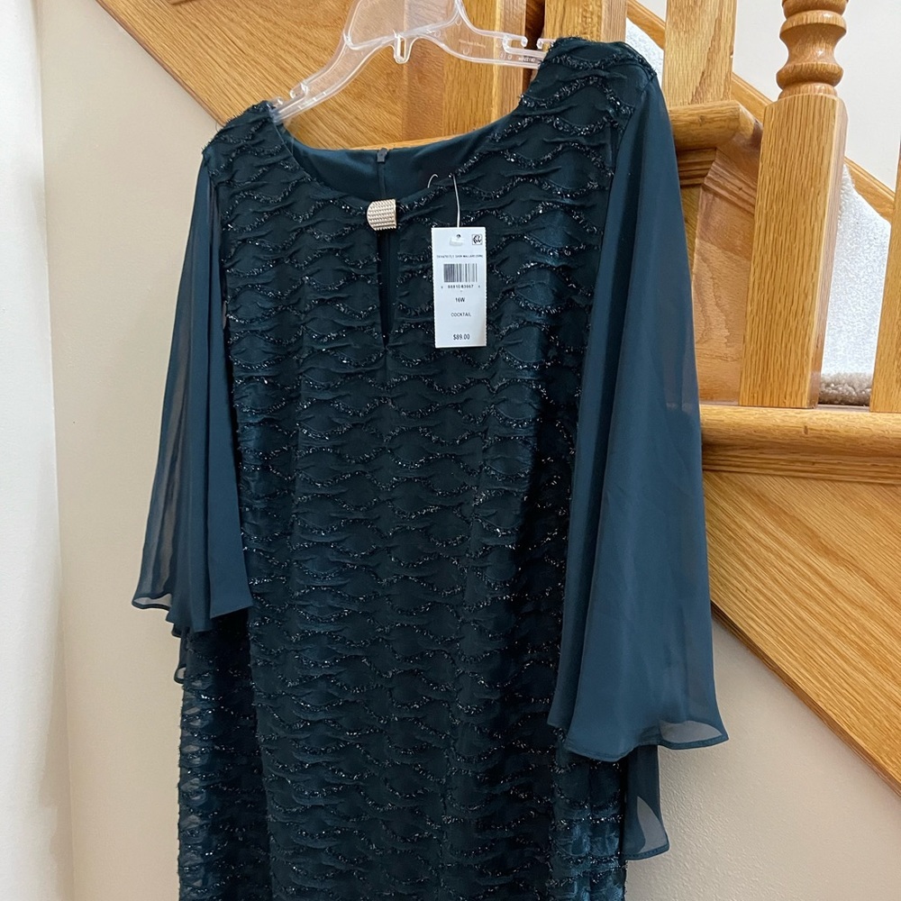 Women’s Formal Dress Plus Size 16W Dark Green Connected Apparel Sequin Cape NWT - Picture 4 of 14